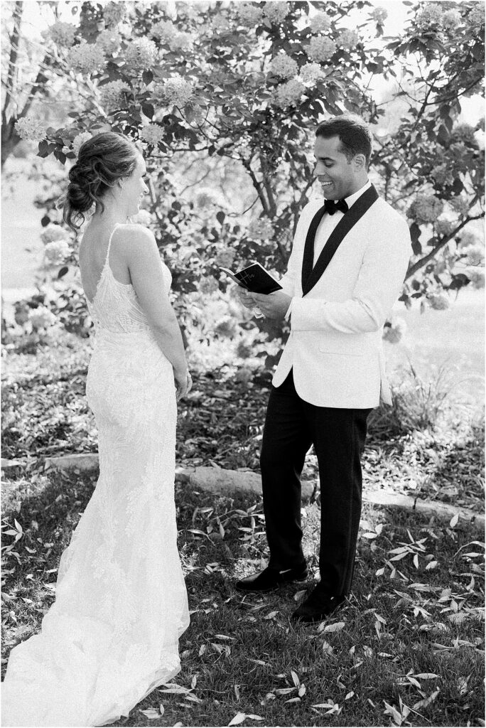 Minneapolis light and airy wedding and engagement photographer