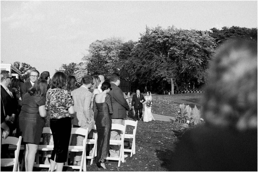 Minneapolis light and airy wedding and engagement photographer