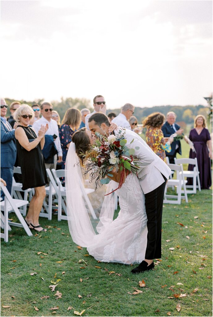 Minneapolis light and airy wedding and engagement photographer
