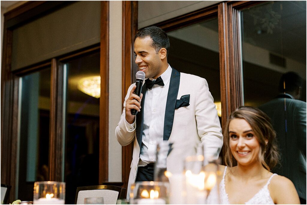 Minneapolis light and airy wedding and engagement photographer