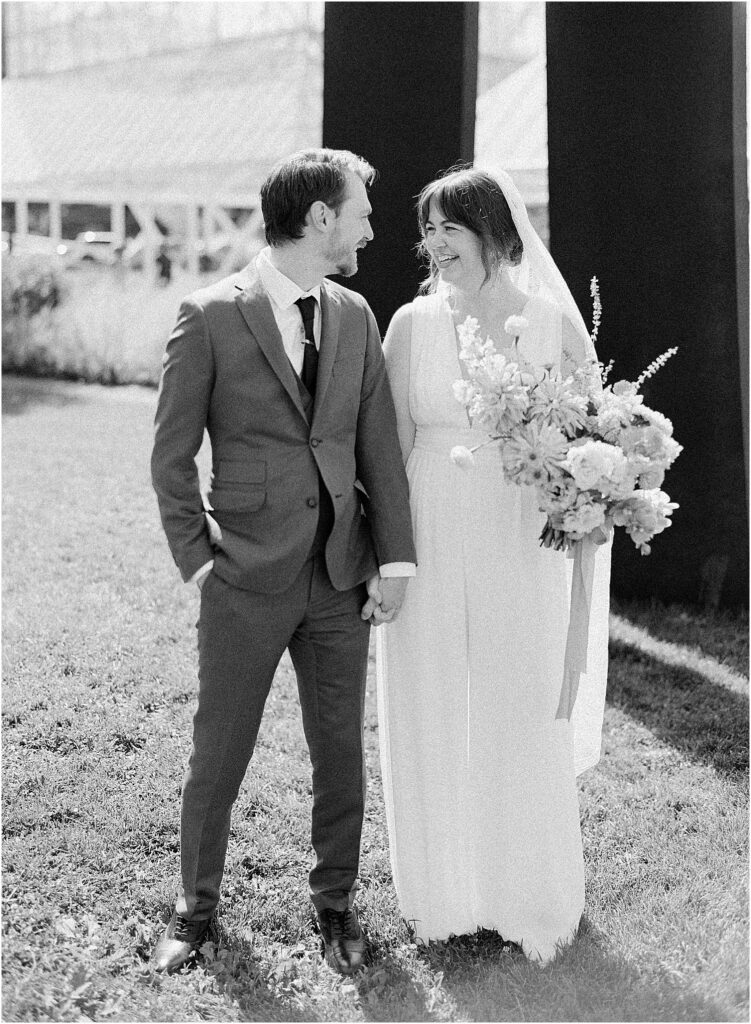 Minneapolis light and airy wedding and engagement photographer