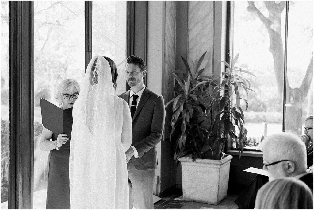 Minneapolis light and airy wedding and engagement photographer