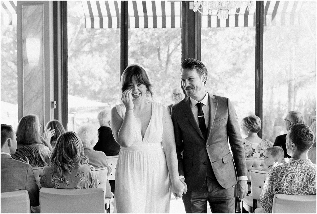 Minneapolis light and airy wedding and engagement photographer