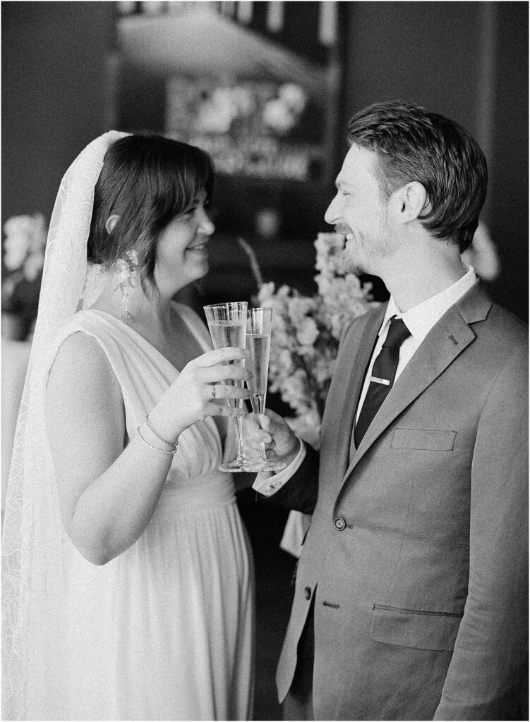 Minneapolis light and airy wedding and engagement photographer