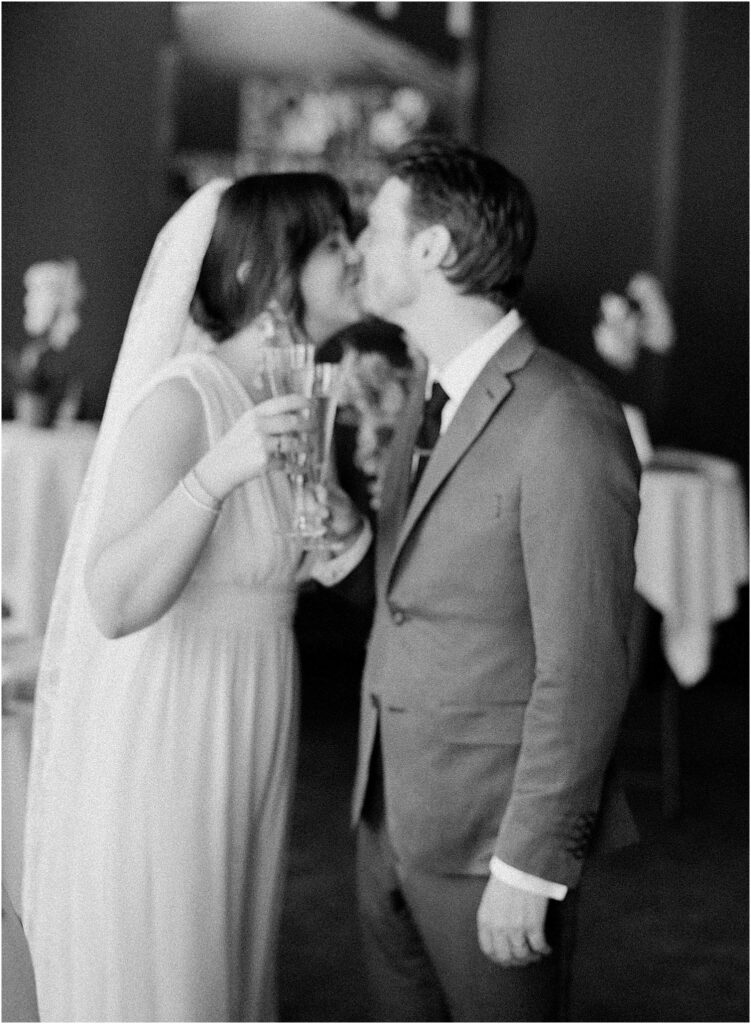 Minneapolis light and airy wedding and engagement photographer