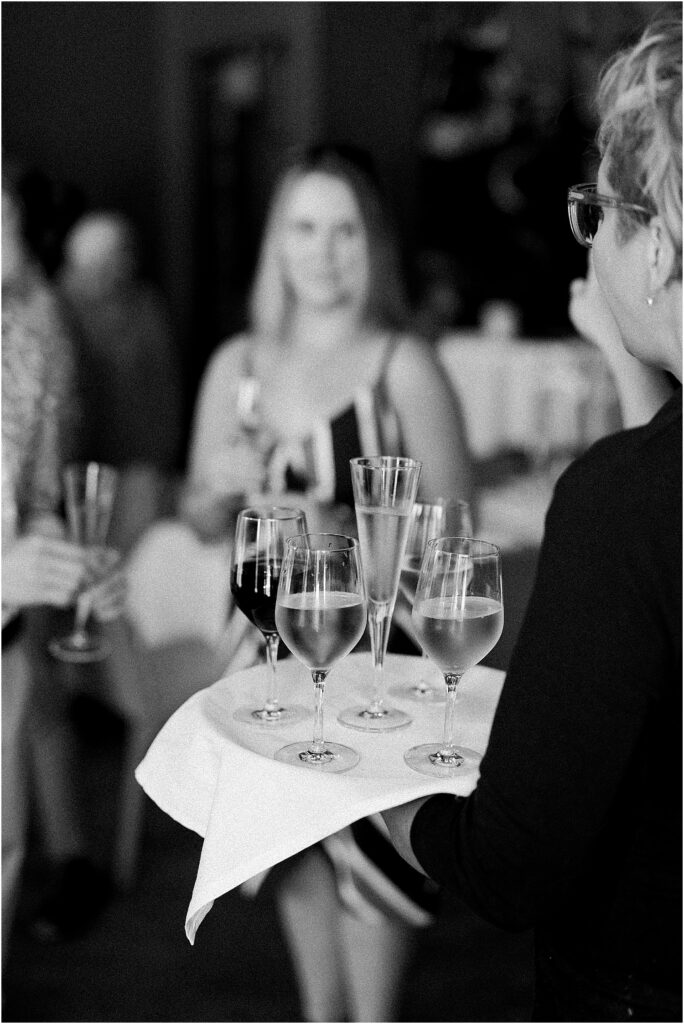 Minneapolis light and airy wedding and engagement photographer