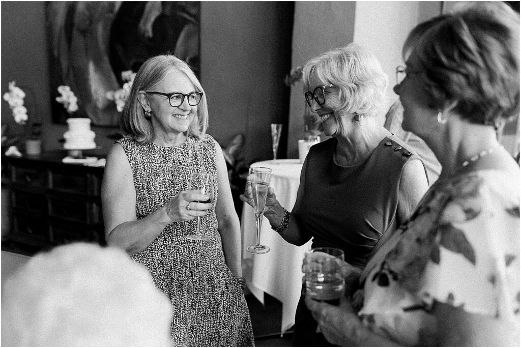 Minneapolis light and airy wedding and engagement photographer