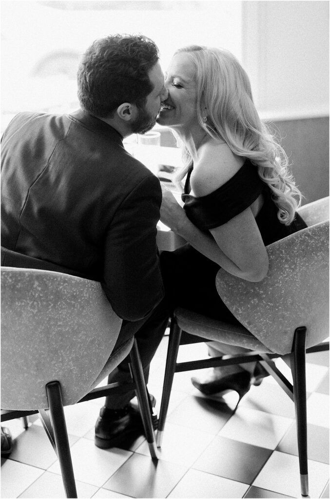 Minneapolis light and airy wedding photographer