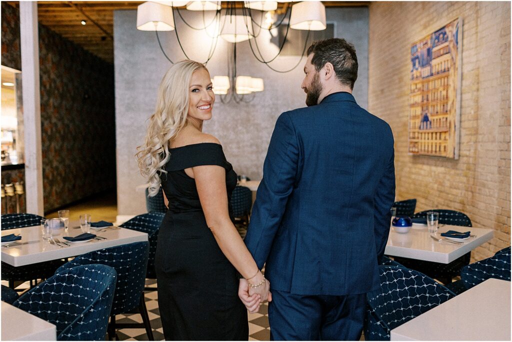 Minneapolis light and airy wedding photographer