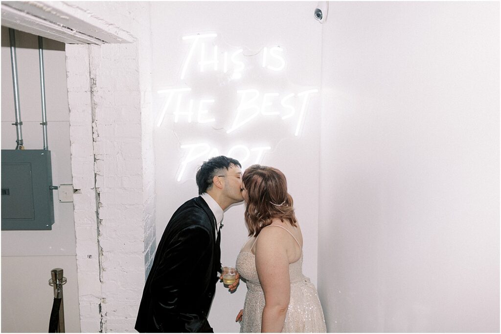 Minneapolis light and airy wedding and engagement photographer