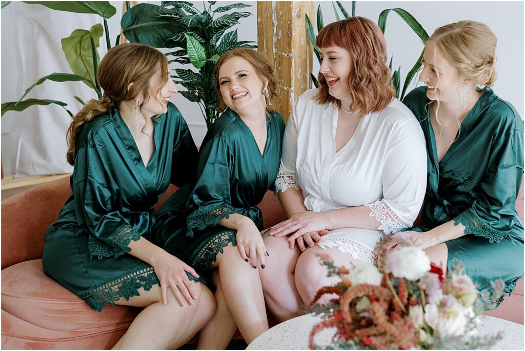 Minneapolis light and airy wedding and engagement photographer