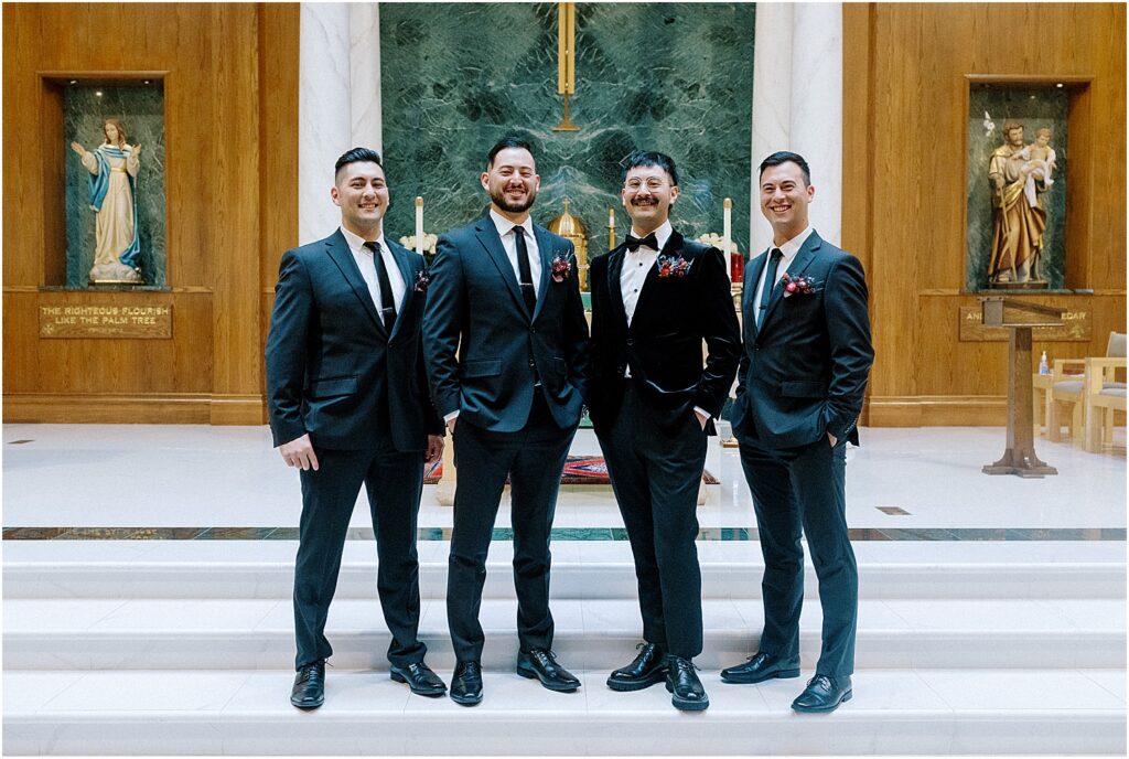 Minneapolis light and airy wedding and engagement photographer