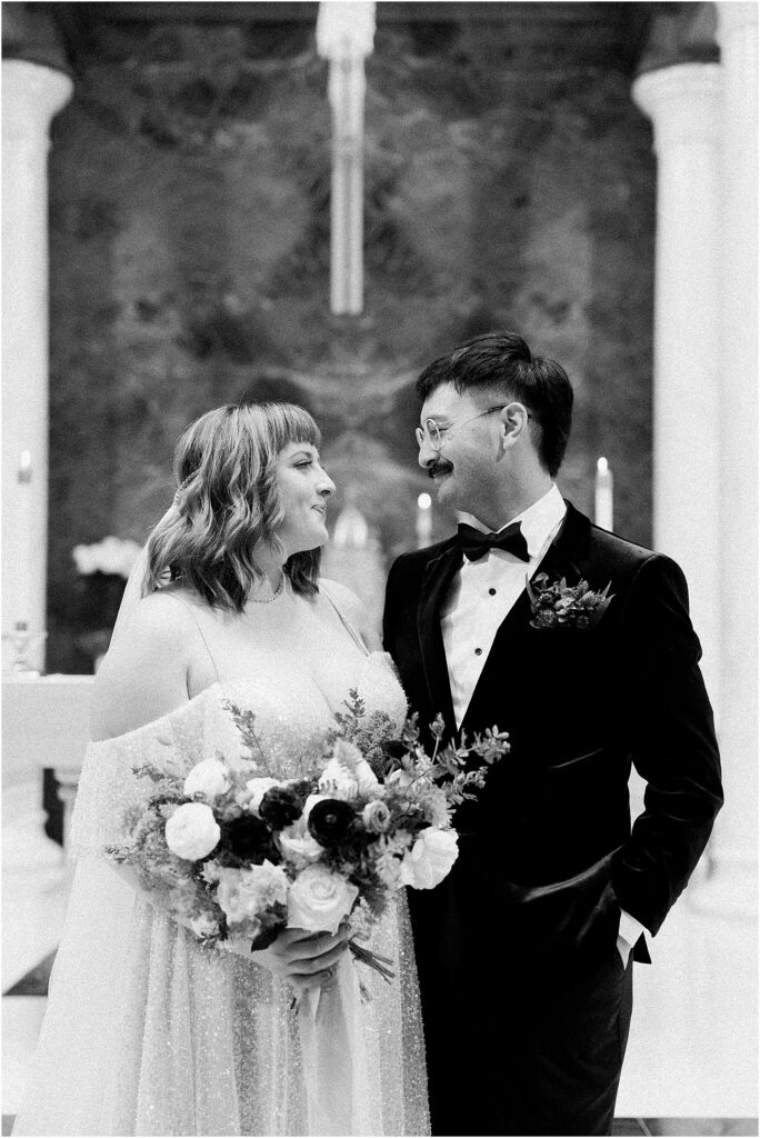 Minneapolis light and airy wedding and engagement photographer