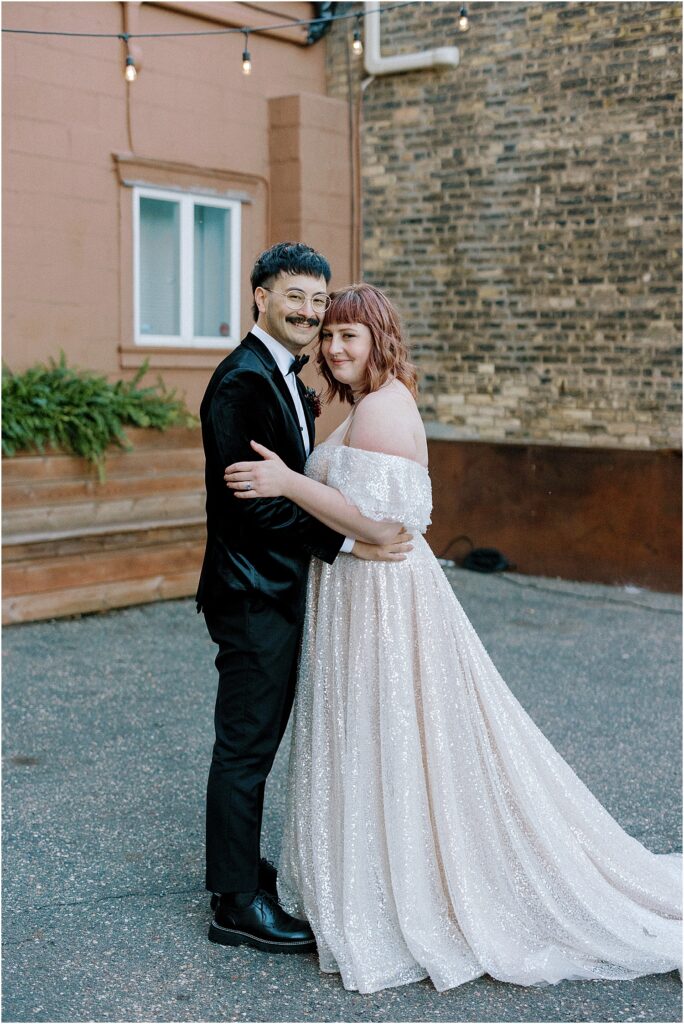 Minneapolis light and airy wedding and engagement photographer