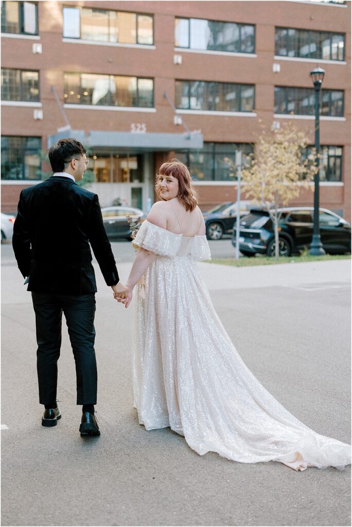 Minneapolis light and airy wedding and engagement photographer