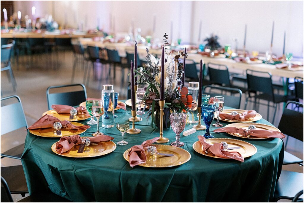 Minneapolis light and airy wedding and engagement photographer