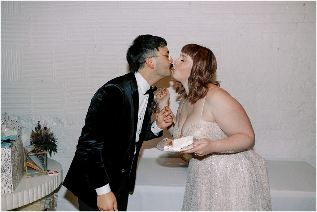 Minneapolis light and airy wedding and engagement photographer